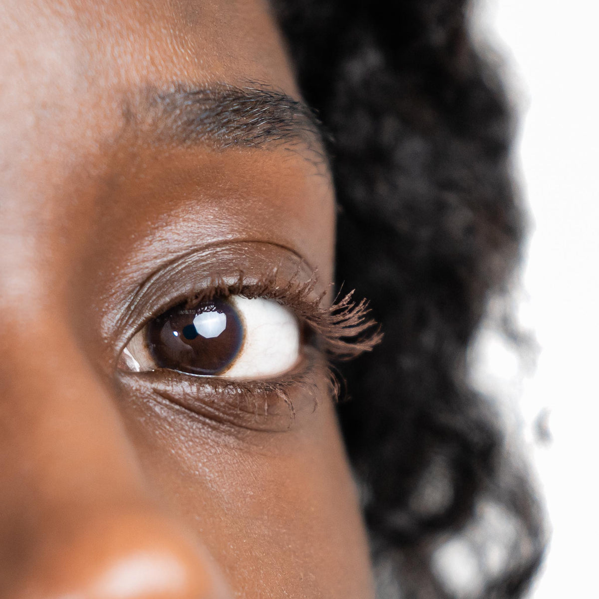 Melanin Poppin Mascara (Brown)